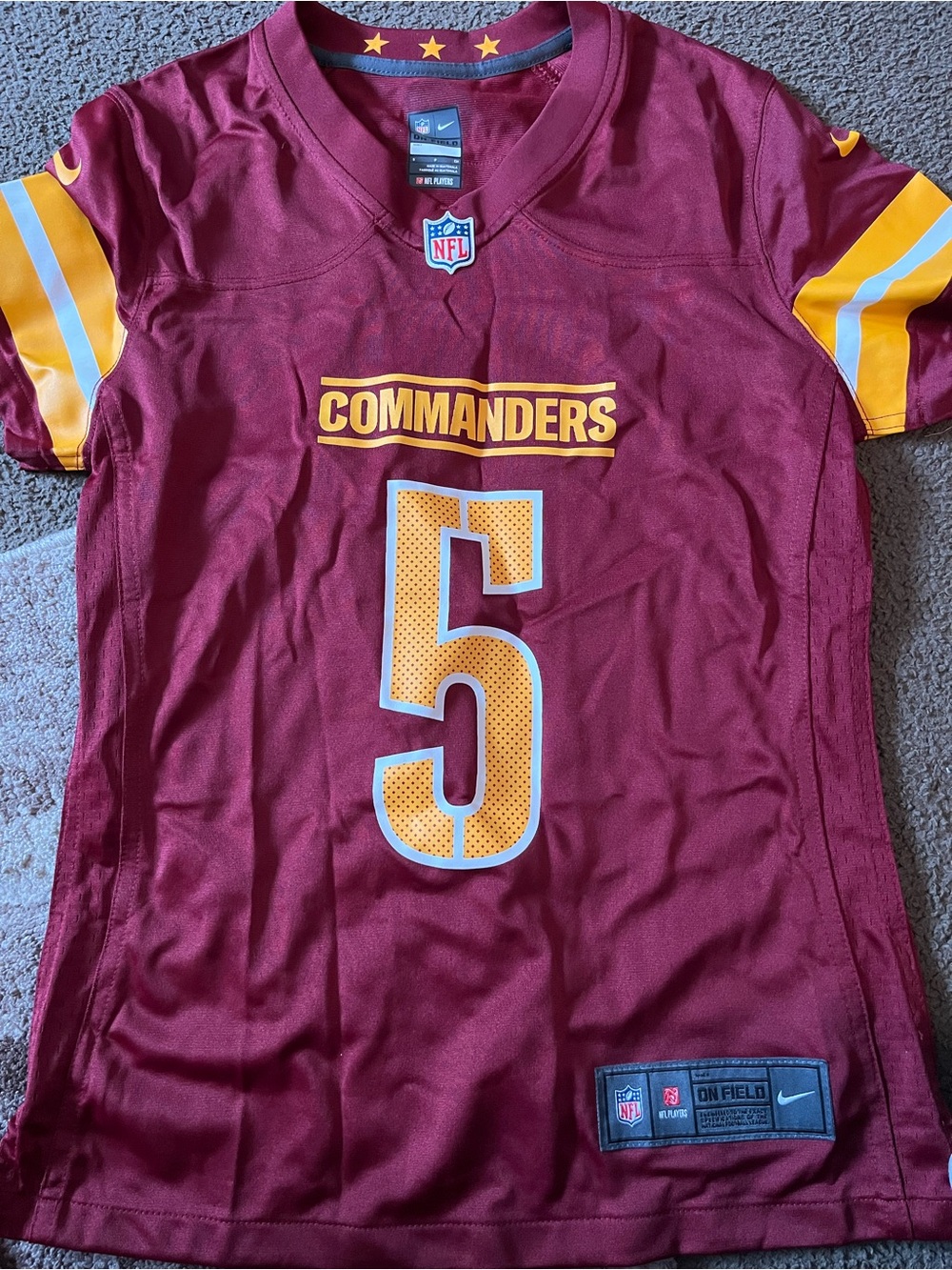 Women’s Jaden Daniel’s jersey never worn size small